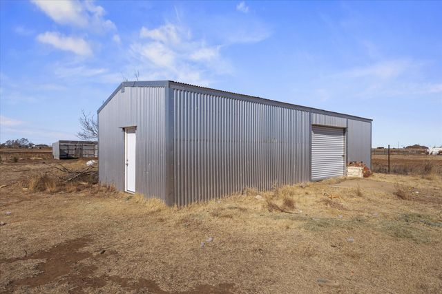 3131 N Alamo Road, Levelland, TX 79336