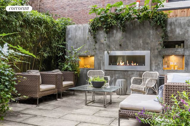 159 E 61ST Street, New York City, NY 10065