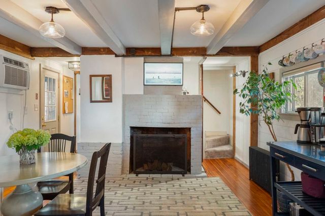 93 Mason St, Salem, MA 01970