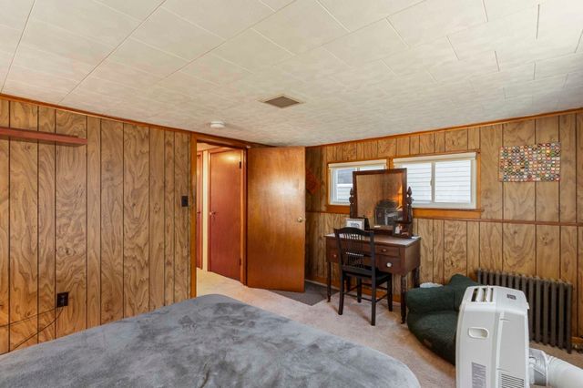 93 Mason St, Salem, MA 01970