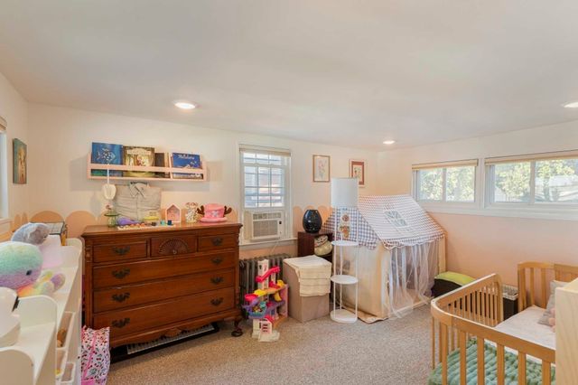 93 Mason St, Salem, MA 01970