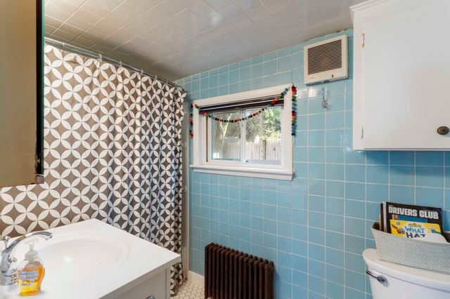 93 Mason St, Salem, MA 01970
