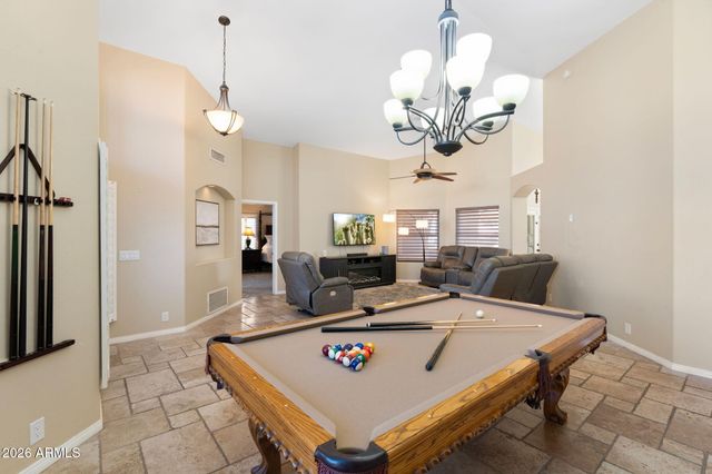 4613 W DESERT HOLLOW Drive, Phoenix, AZ 85083