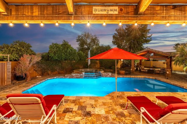 4613 W DESERT HOLLOW Drive, Phoenix, AZ 85083