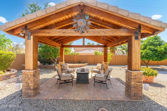 4613 W DESERT HOLLOW Drive, Phoenix, AZ 85083