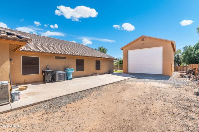 4613 W DESERT HOLLOW Drive, Phoenix, AZ 85083