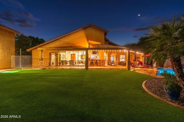 4613 W DESERT HOLLOW Drive, Phoenix, AZ 85083