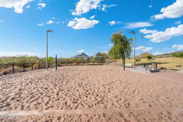 4613 W DESERT HOLLOW Drive, Phoenix, AZ 85083
