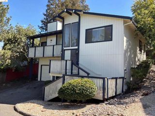 2281 Yale St, Martinez, CA 94553