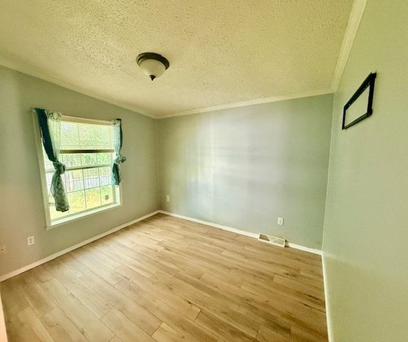 1814 Summit Street, Springfield, OH 45503