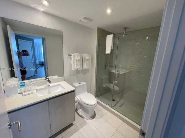 4010 S Ocean Drive R1902, Hollywood, FL 33019