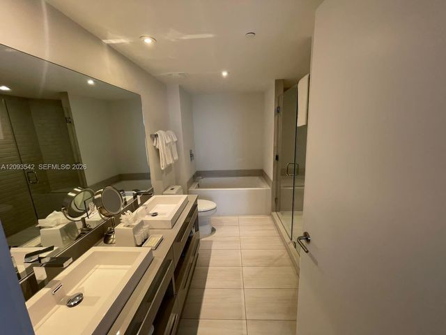 4010 S Ocean Drive R1902, Hollywood, FL 33019