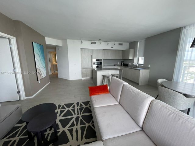 4010 S Ocean Drive R1902, Hollywood, FL 33019