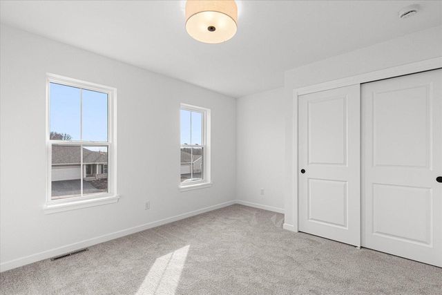 623 Belmont DRIVE, Watertown, WI 53094