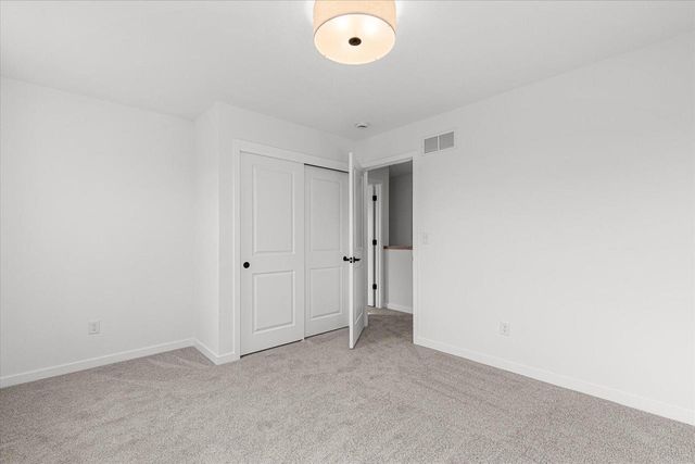 623 Belmont DRIVE, Watertown, WI 53094