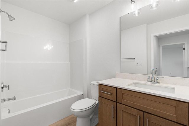 623 Belmont DRIVE, Watertown, WI 53094