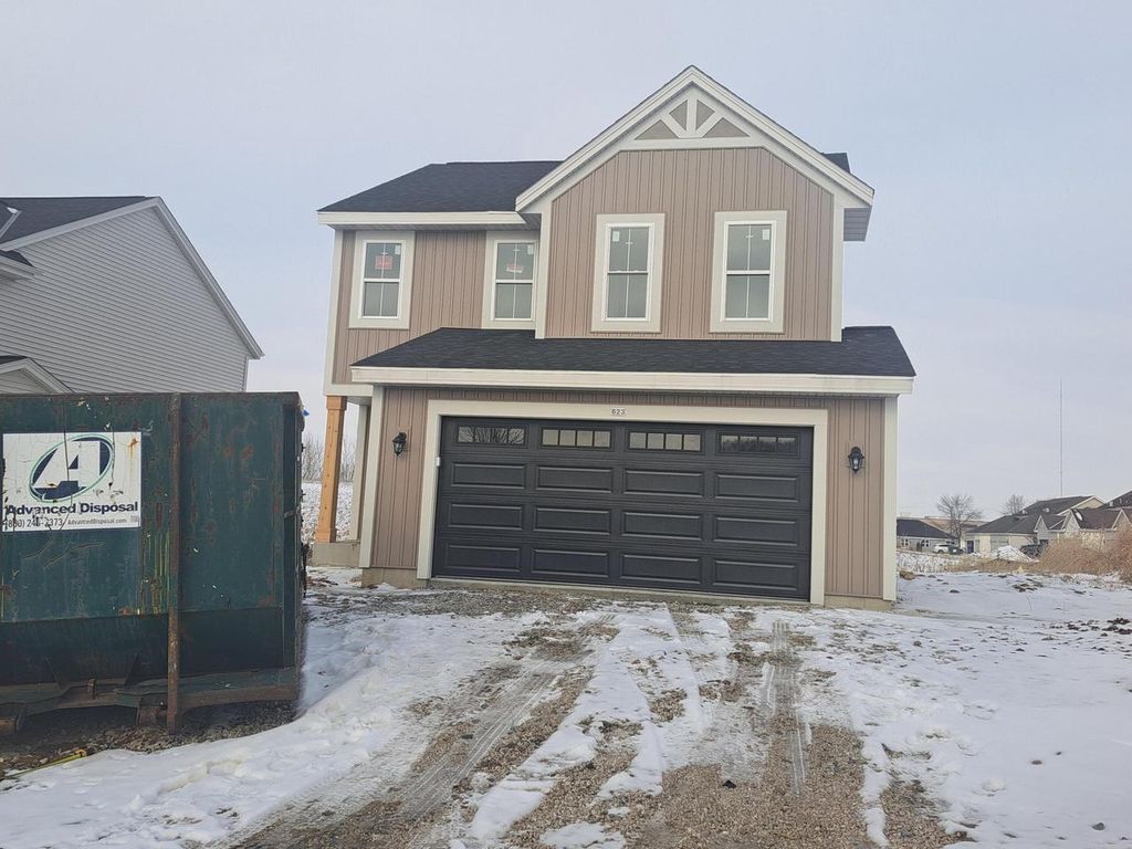 623 Belmont DRIVE, Watertown, WI 53094