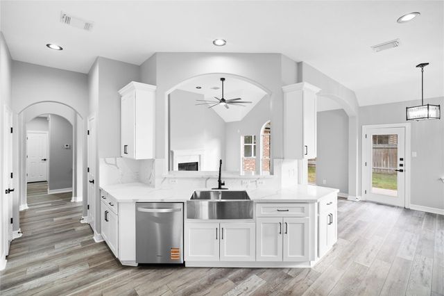 3018 Schumann Oaks Drive, Spring, TX 77386