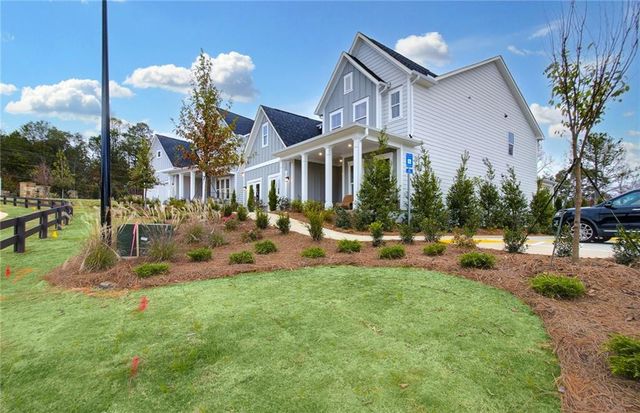 4750 Sunburst Street, Flowery Branch, GA 30542