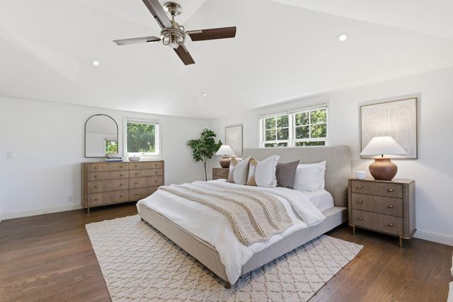 125 Sunnydale Avenue, San Carlos, CA 94070