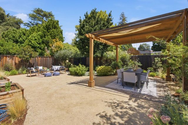 125 Sunnydale Avenue, San Carlos, CA 94070