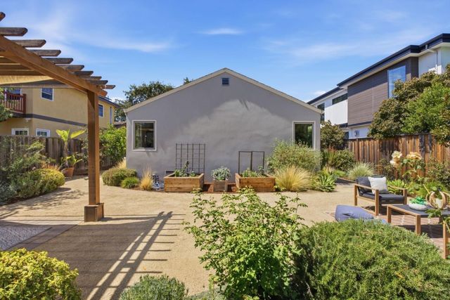 125 Sunnydale Avenue, San Carlos, CA 94070