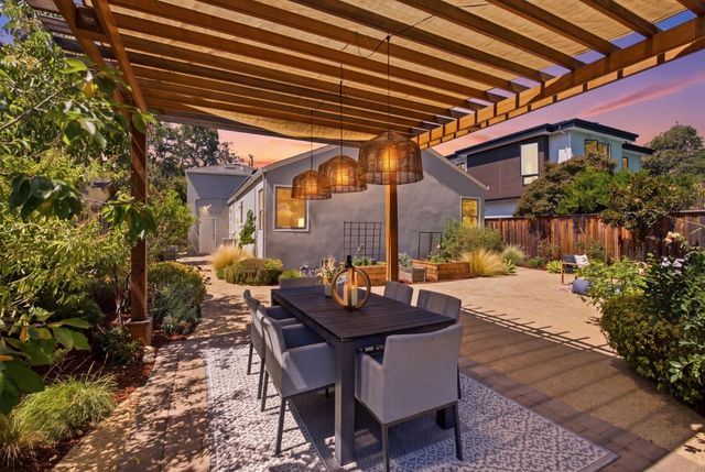 125 Sunnydale Avenue, San Carlos, CA 94070