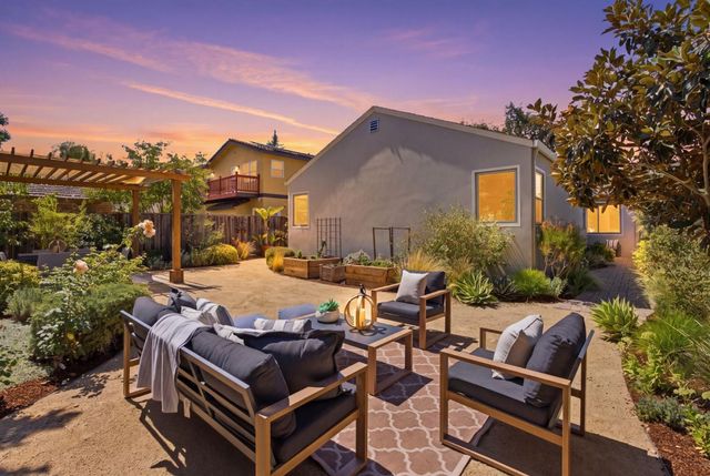 125 Sunnydale Avenue, San Carlos, CA 94070