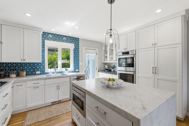 125 Sunnydale Avenue, San Carlos, CA 94070