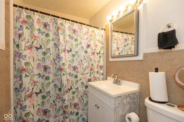 3743 Crescent Avenue, Indianapolis, IN 46208