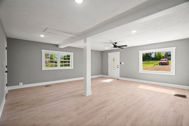 1503 5th Ave, W, Springfield, TN 37172