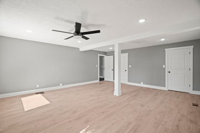 1503 5th Ave, W, Springfield, TN 37172