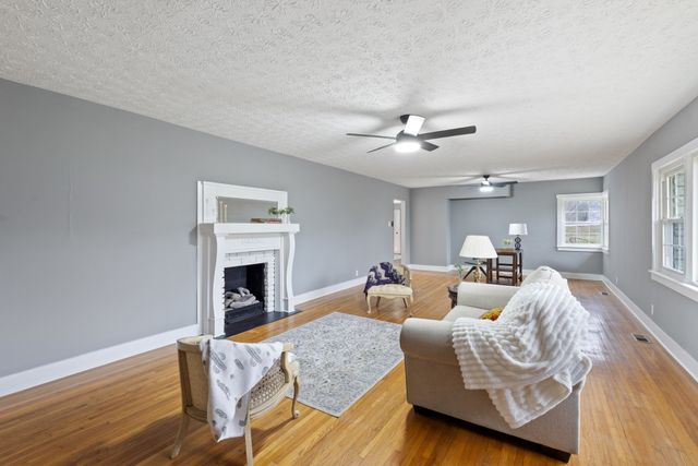 1503 5th Ave, W, Springfield, TN 37172