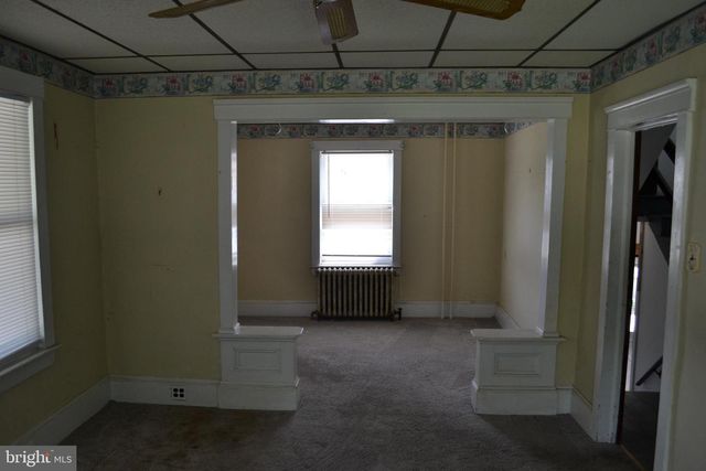 530 PERSHING AVE, Collingdale, PA 19023