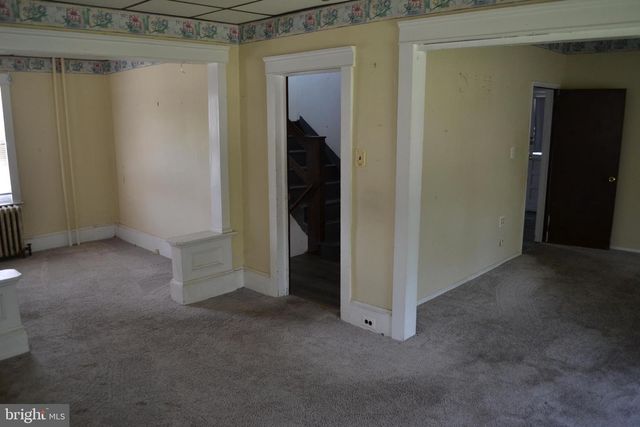 530 PERSHING AVE, Collingdale, PA 19023