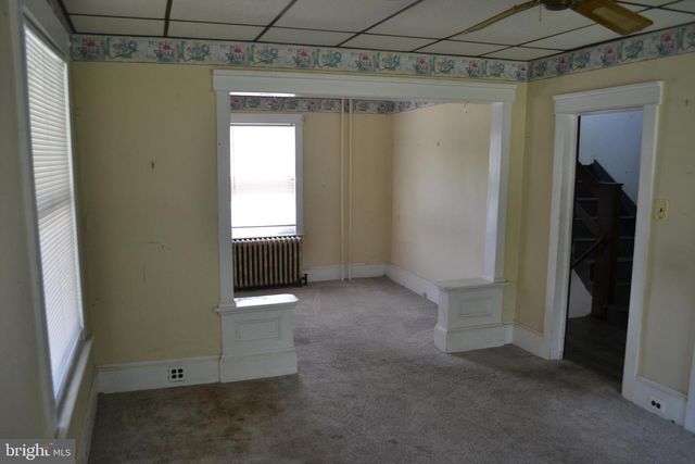 530 PERSHING AVE, Collingdale, PA 19023