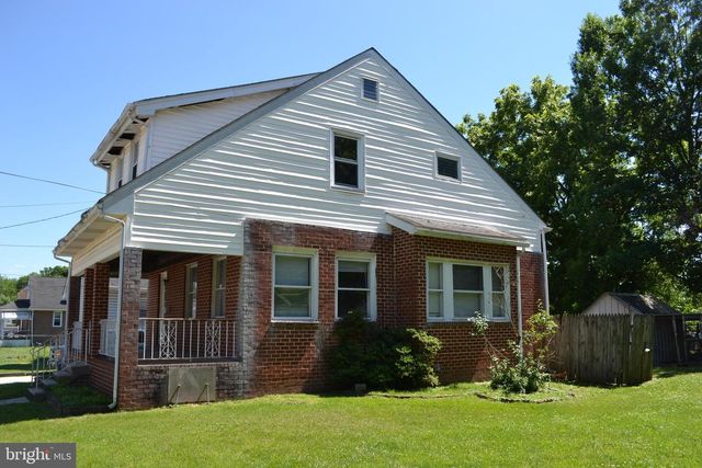 530 PERSHING AVE, Collingdale, PA 19023