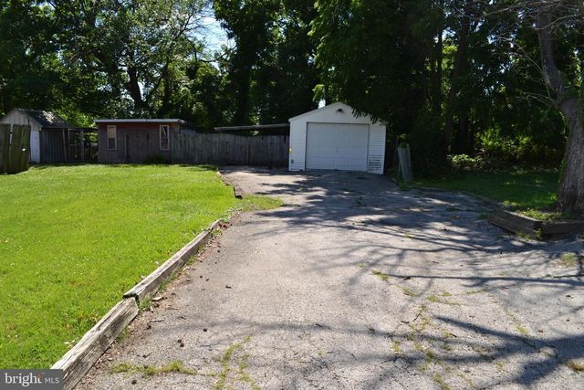 530 PERSHING AVE, Collingdale, PA 19023