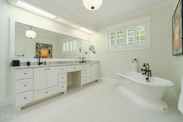 1212 S Riverside Drive, New Smyrna Beach, FL 32168
