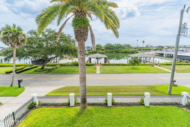 1212 S Riverside Drive, New Smyrna Beach, FL 32168