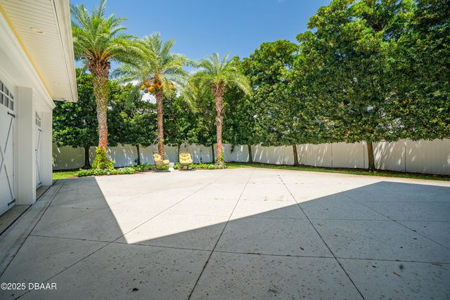 1212 S Riverside Drive, New Smyrna Beach, FL 32168