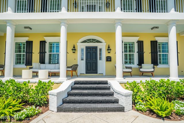 1212 S Riverside Drive, New Smyrna Beach, FL 32168