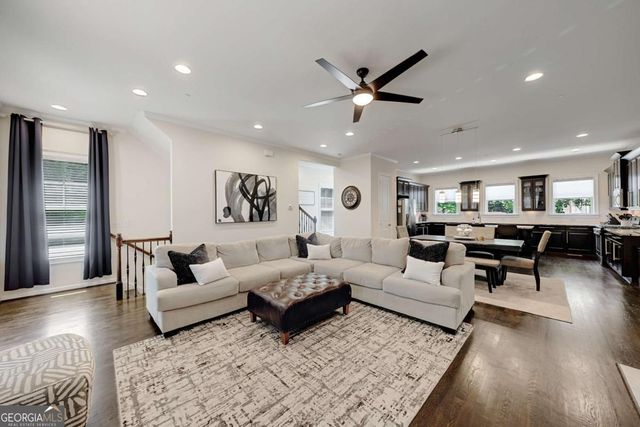 909 Dumaine Trace, Sandy Springs, GA 30328