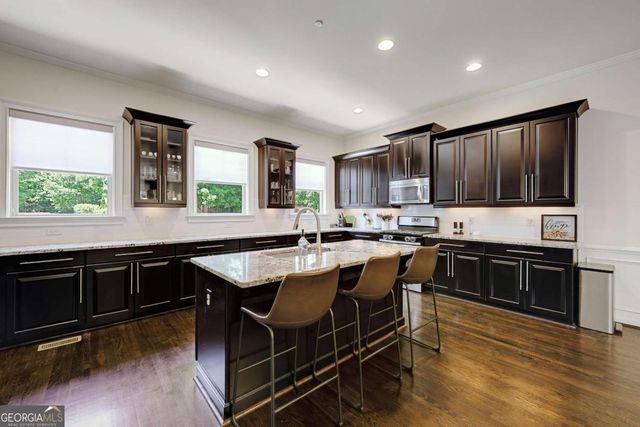 909 Dumaine Trace, Sandy Springs, GA 30328