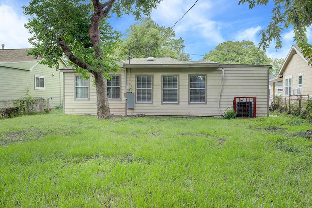 515 Main Street, Pasadena, TX 77506