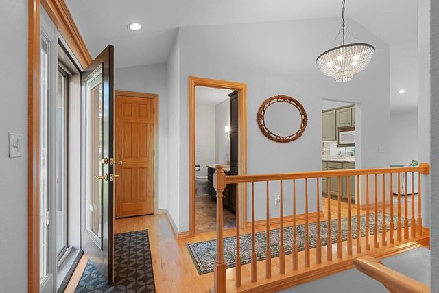 576 ST MARYS STREET, De Pere, WI 54115