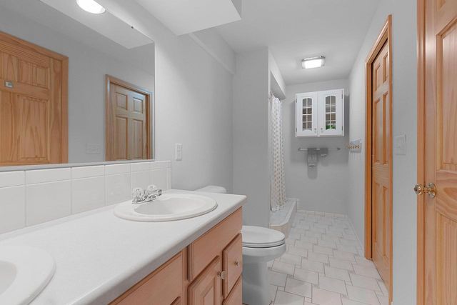 576 ST MARYS STREET, De Pere, WI 54115