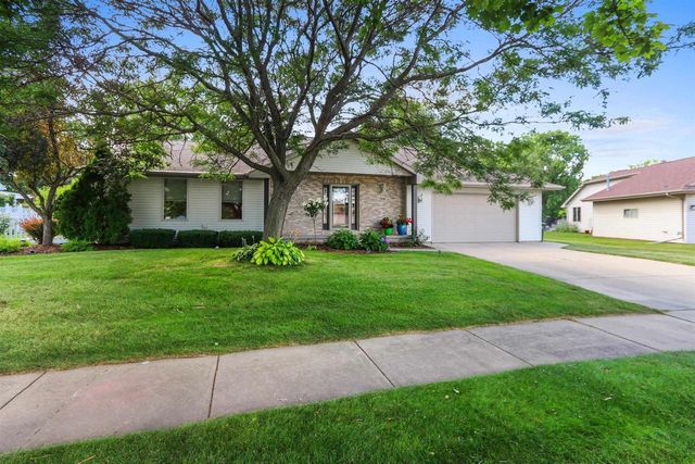 576 ST MARYS STREET, De Pere, WI 54115