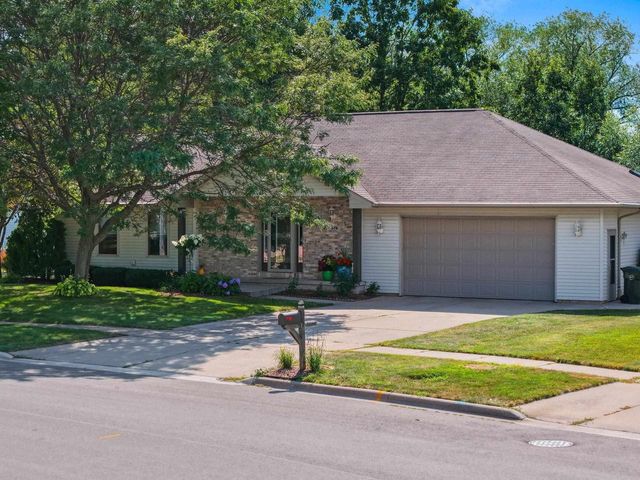 576 ST MARYS STREET, De Pere, WI 54115