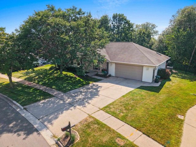 576 ST MARYS STREET, De Pere, WI 54115